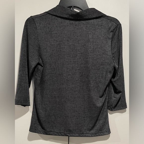 Juniors Fitted Grey with Black Blouse - Picture 2 of 2